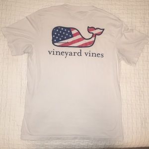 Vineyard Vines T-shirt